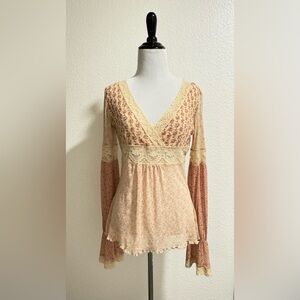 Vintage Express Sheer Lace Floral Boho Top
